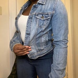 American eagle light wash jean jacket